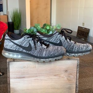 NIKE Flyknit Air Max